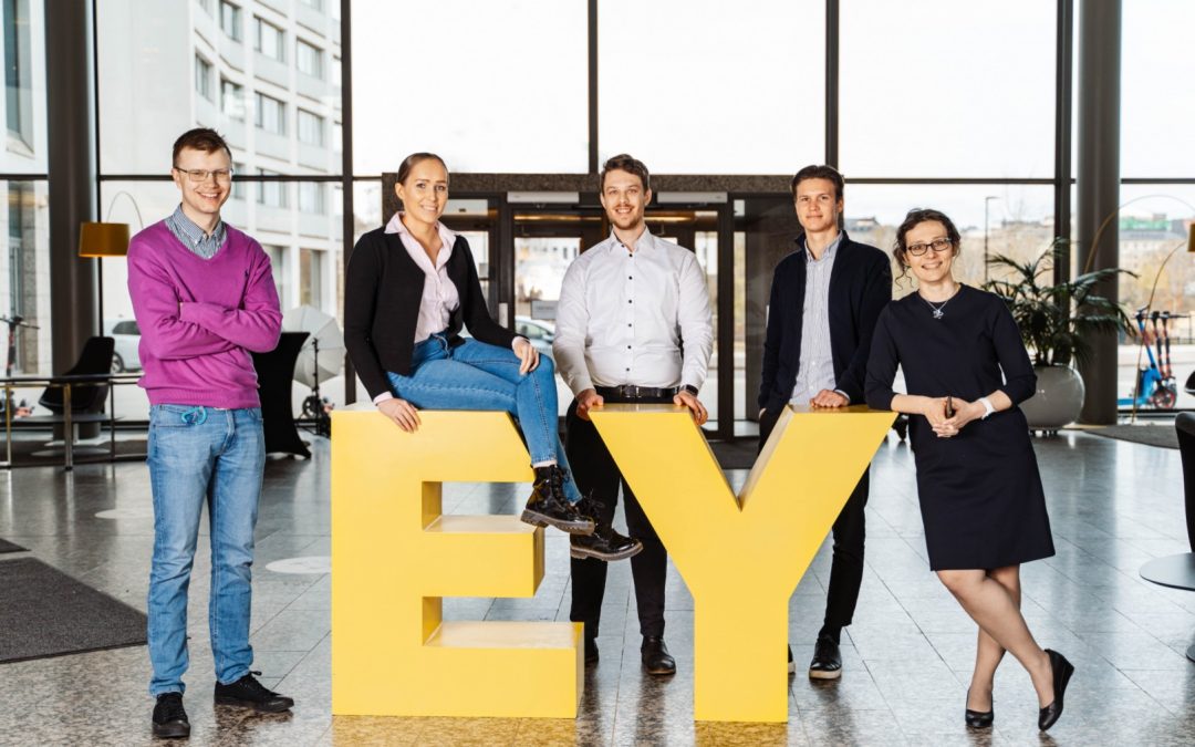 EY – Tax Trainee